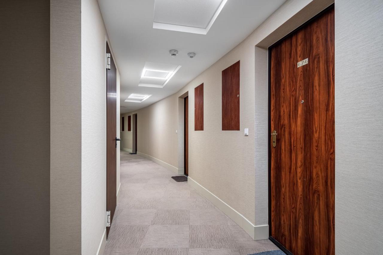 Apartamento Apart D&K Free Parking Grojecka 194 Varsovia Exterior foto