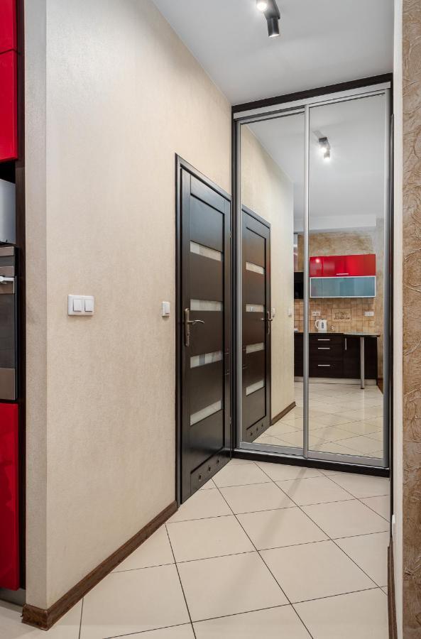 Apartamento Apart D&K Free Parking Grojecka 194 Varsovia Exterior foto